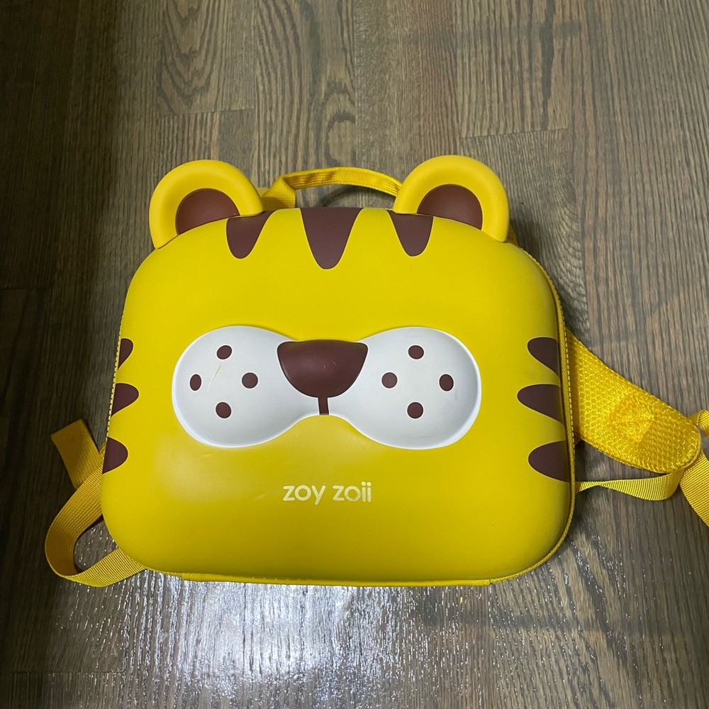 zoyzoii Backpack